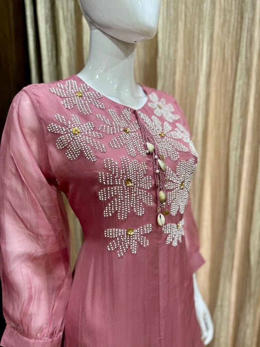 Naira – Handwoven Blush Silk Kurti