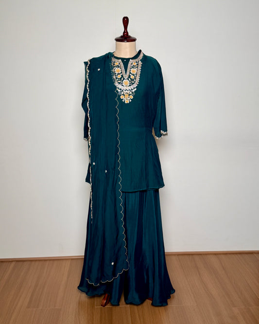Deep Emerald Green Zardosi Hand-Embroidered Silk Blend Kurti Set with Organza Dupatta -16941SR - IBKN D
