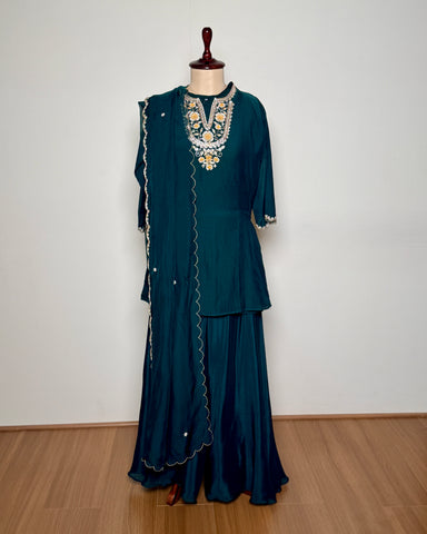 Deep Emerald Green Zardosi Hand-Embroidered Silk Blend Kurti Set with Organza Dupatta -16941SR - IBKN D