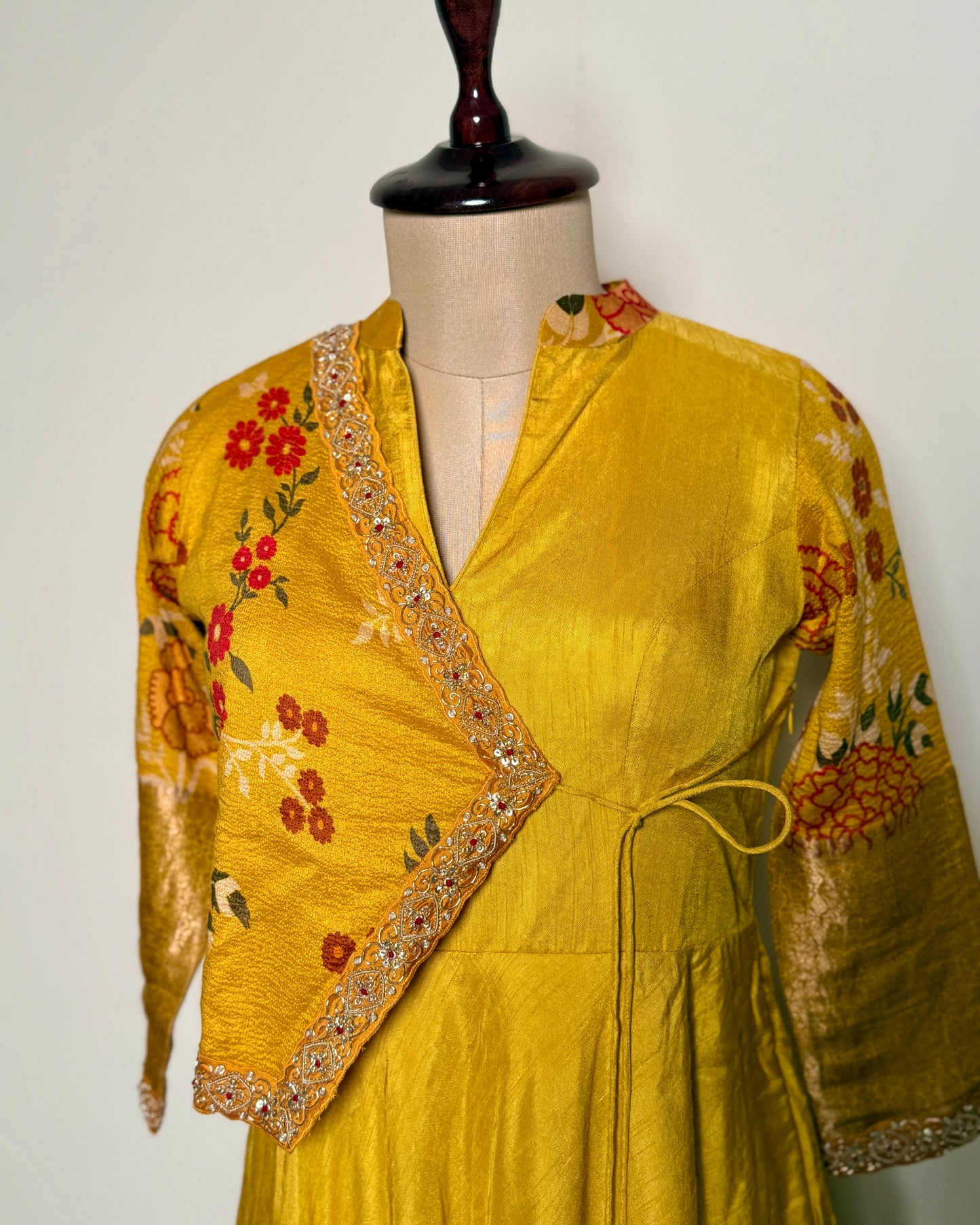 Mustard Yellow Pure Silk Hand-Painted Zardosi & Zari Embroidered Gown – Suit 3 U